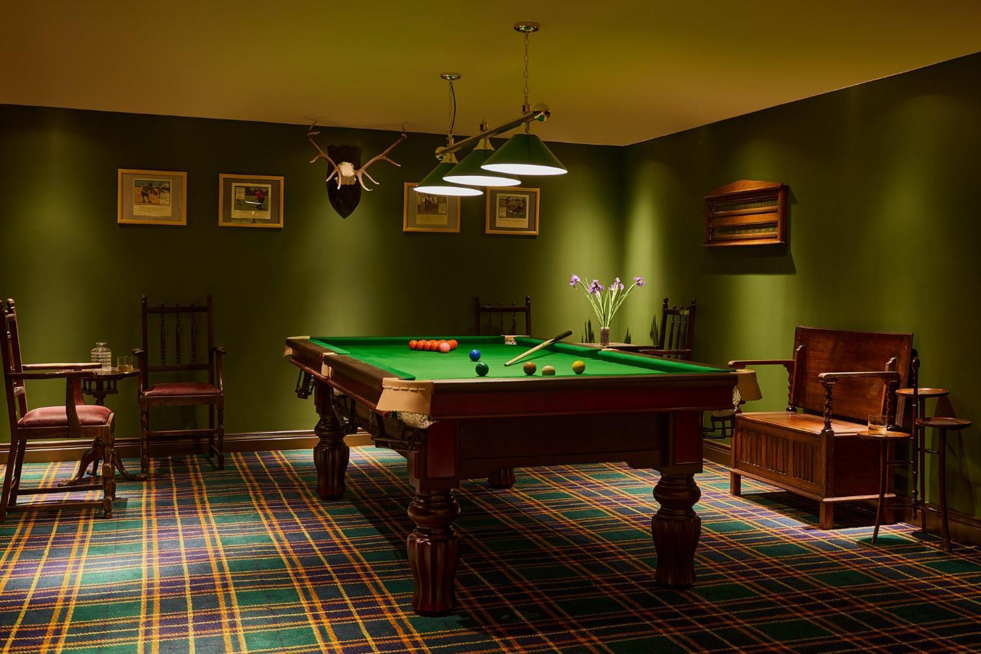 Portrush Adelphi 호텔 외부 사진